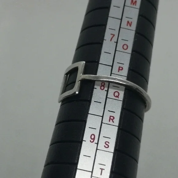 Sterling ring - Picture 2 of 2